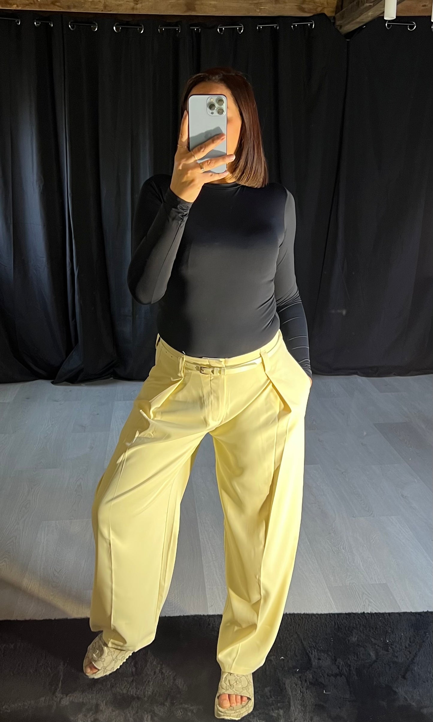 Pantalon Chic Cinturé 🖤💛